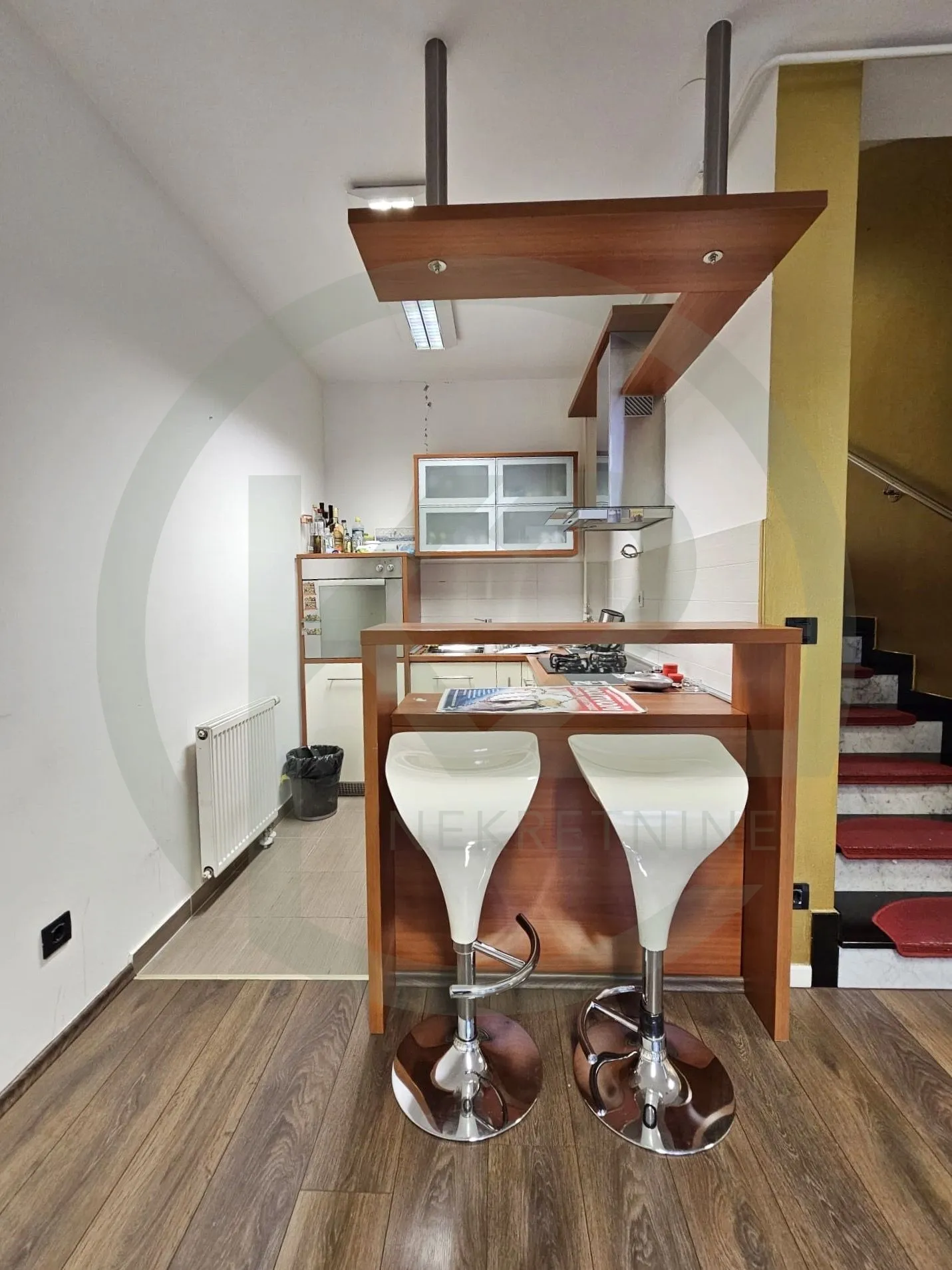 odličan stan nova galerija 98 m2, trosobni - slika 5