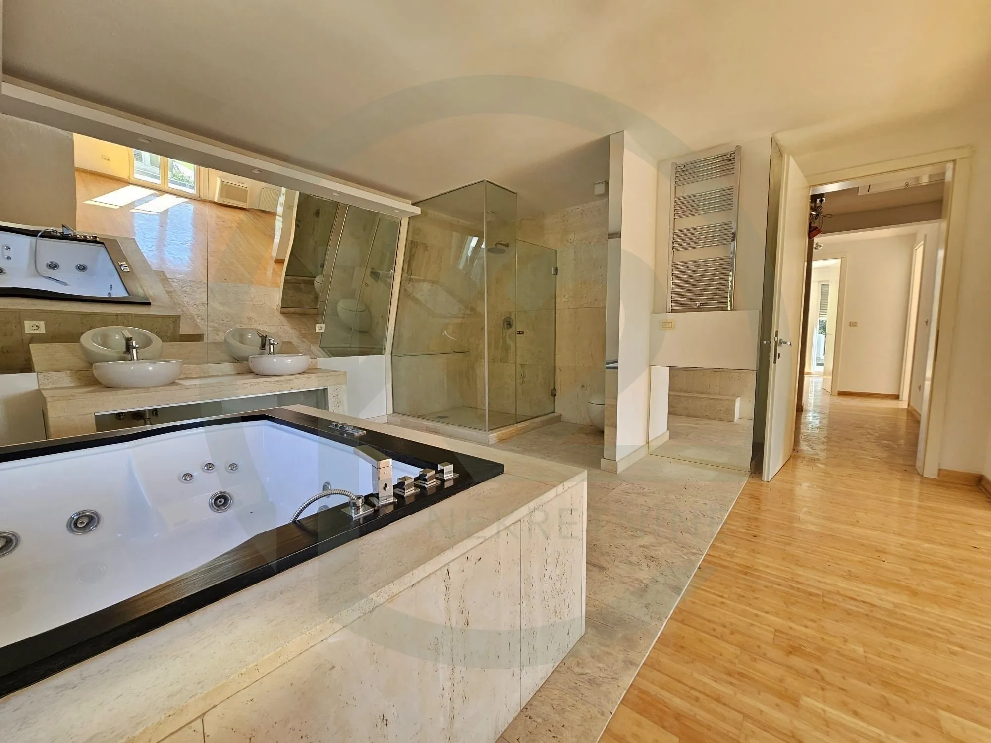 luksuzna kuća 400 m2 šestinski dol - slika 18