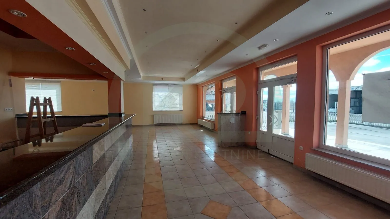 resnik - poslovni prostor 160 m2 prilika - slika 4