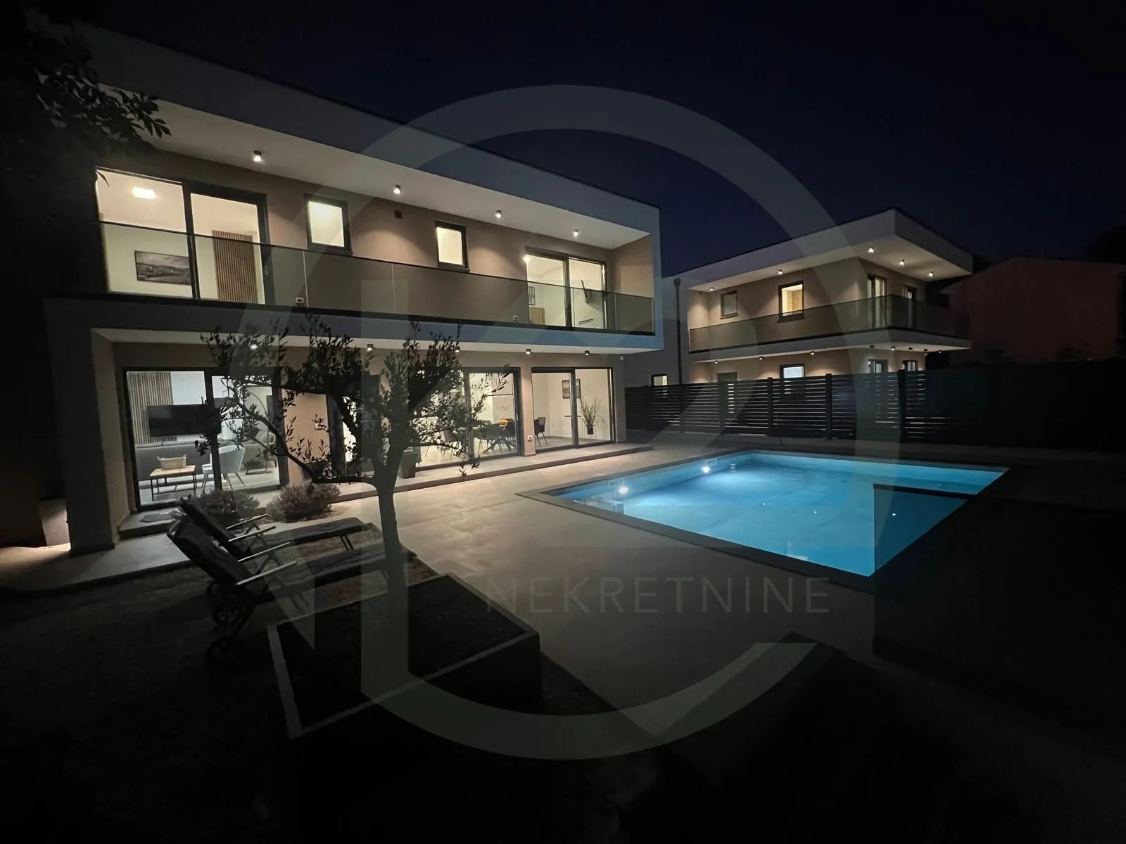 moderna vila 200 m2 u srcu istre, svetvinčenat - slika 2