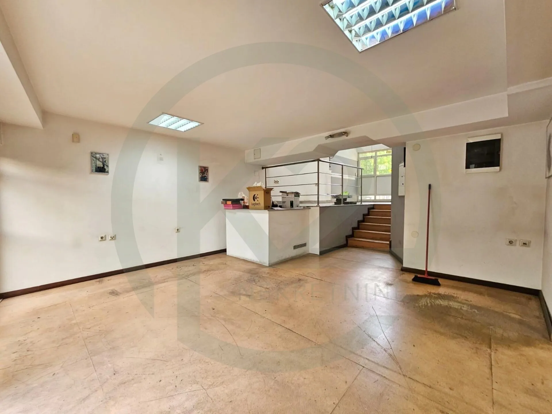 Poslovni prostor: Vrbik 88 m2 dvoetažni (176m2) - Zagreb