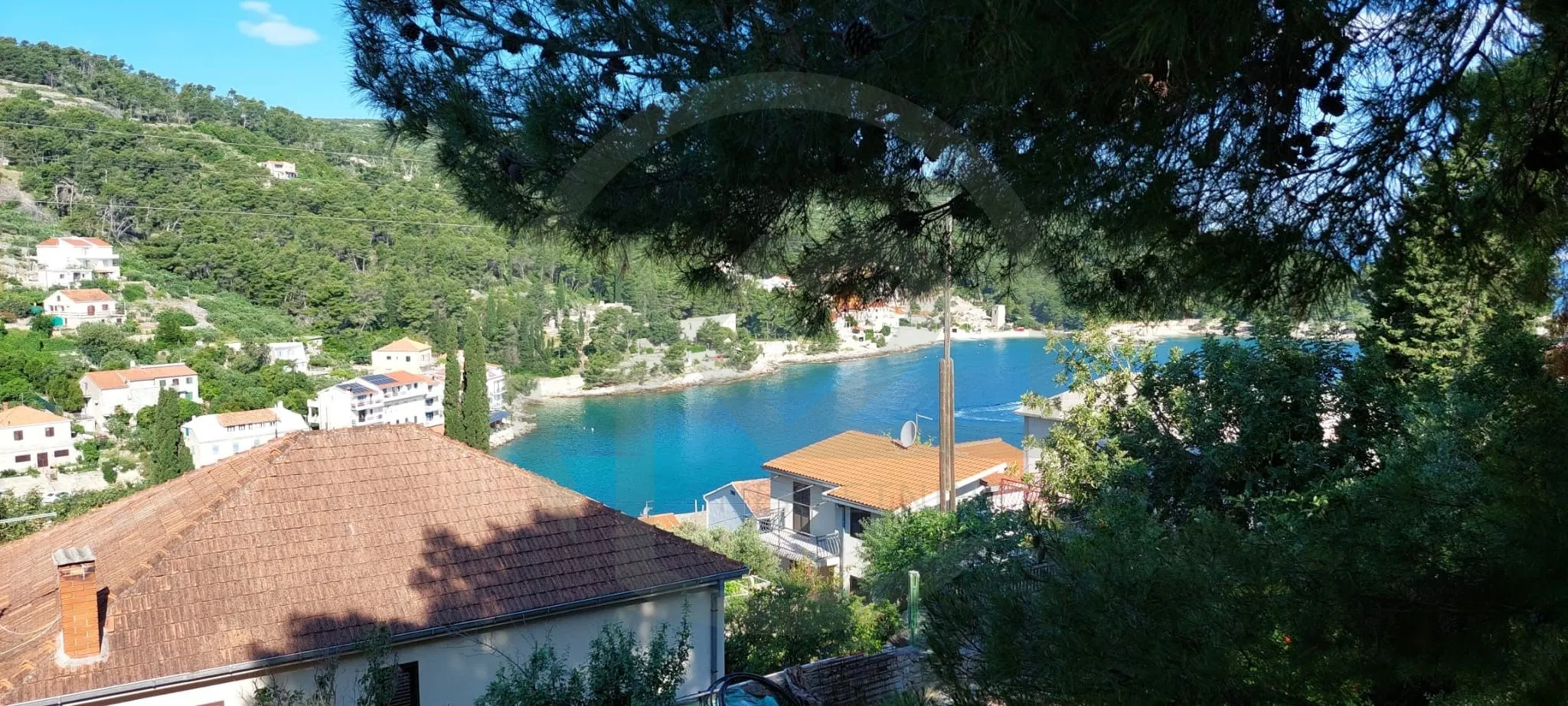Šolta, Stomorska apartman u kući 60 m2 +240 m2 roh bau PRODAJA ili ZAMJENA - Stomorska, Šolta