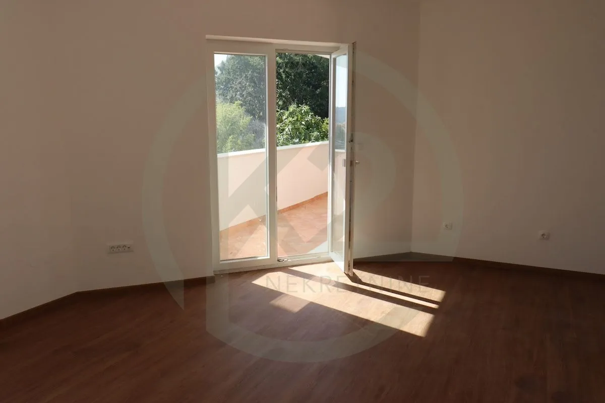 stan 135 m2, prizemlje, banjole - slika 3