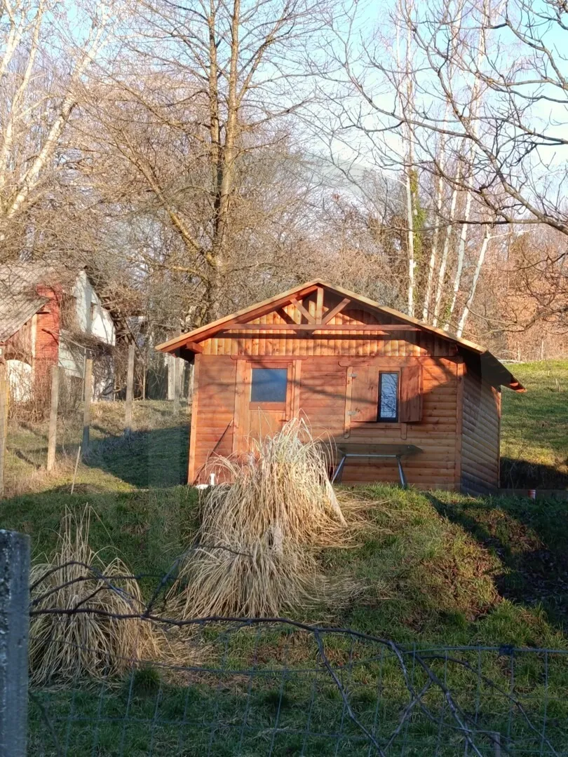 kuća: kloštar ivanić, zemljište 1.810 m2 - slika 2