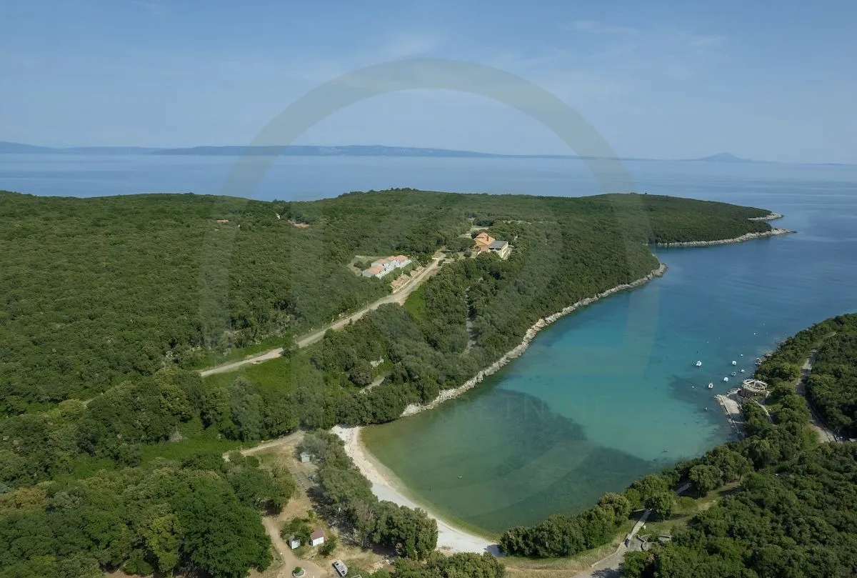 moderna vila sa bazenom, marčana 200 m2! - slika 8
