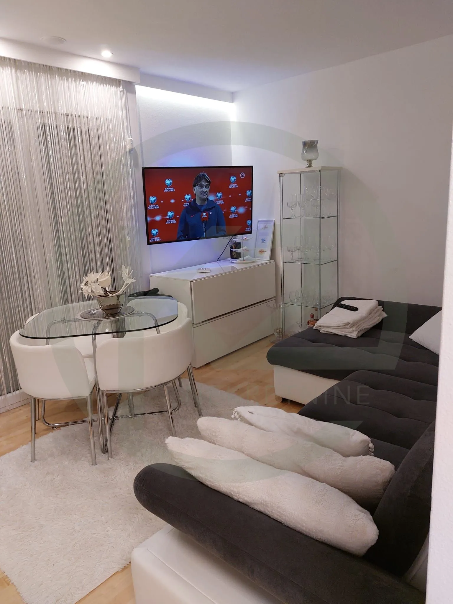 rovinj 60 m2, vrt, 4 pm, 400 m2 parcela, potencijal sa projektom!! - slika 9