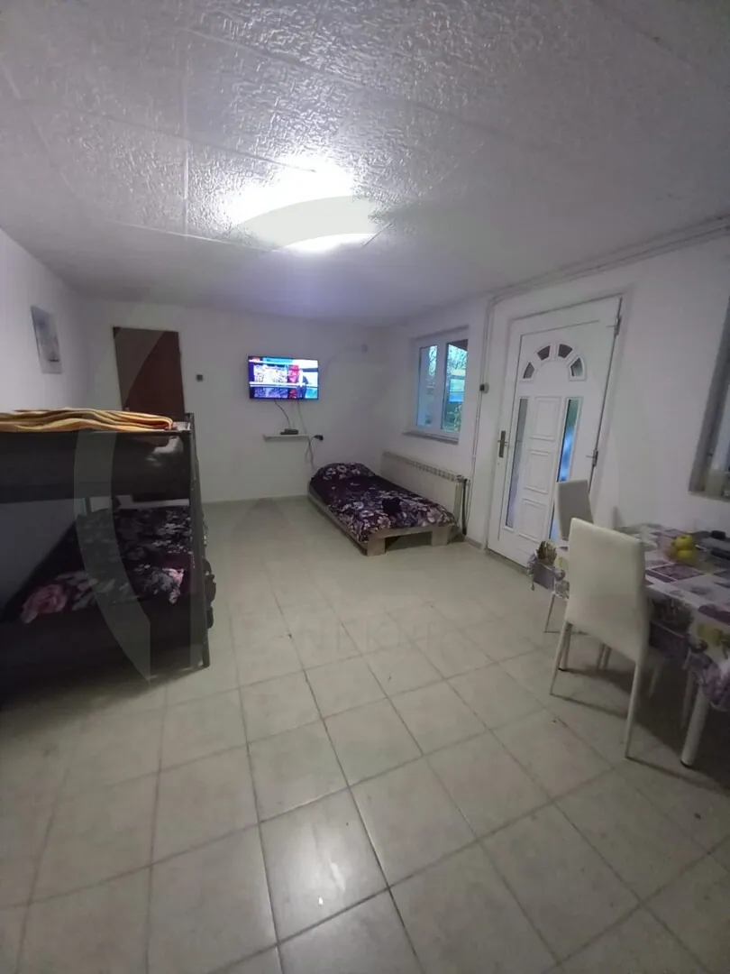dugo selo, studio apartman za 3 osobe - slika 3