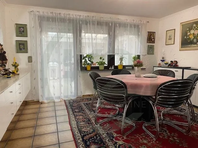 slav. brod, kuća za uživanje 232m2, 4 sobe, unut. bazen+sauna!! - slika 11