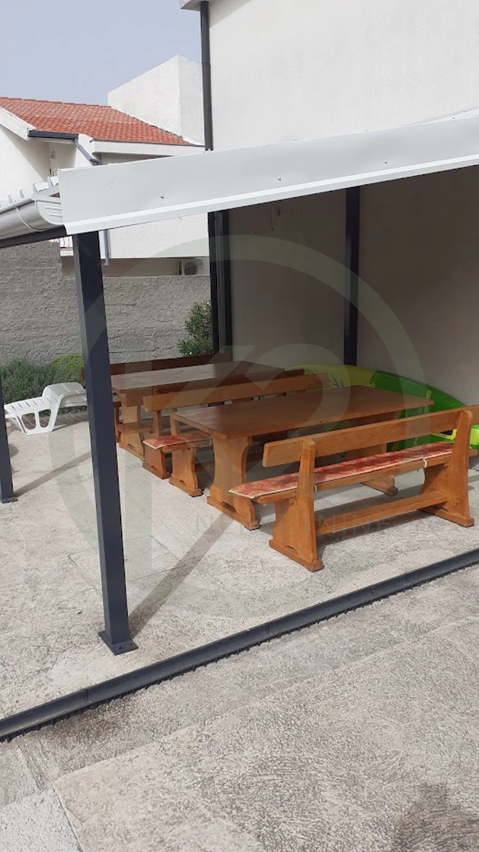 cesarica, karlobag 180 m2, 3 stamb. jedinice, okućnica, 200 m do mora! - slika 10
