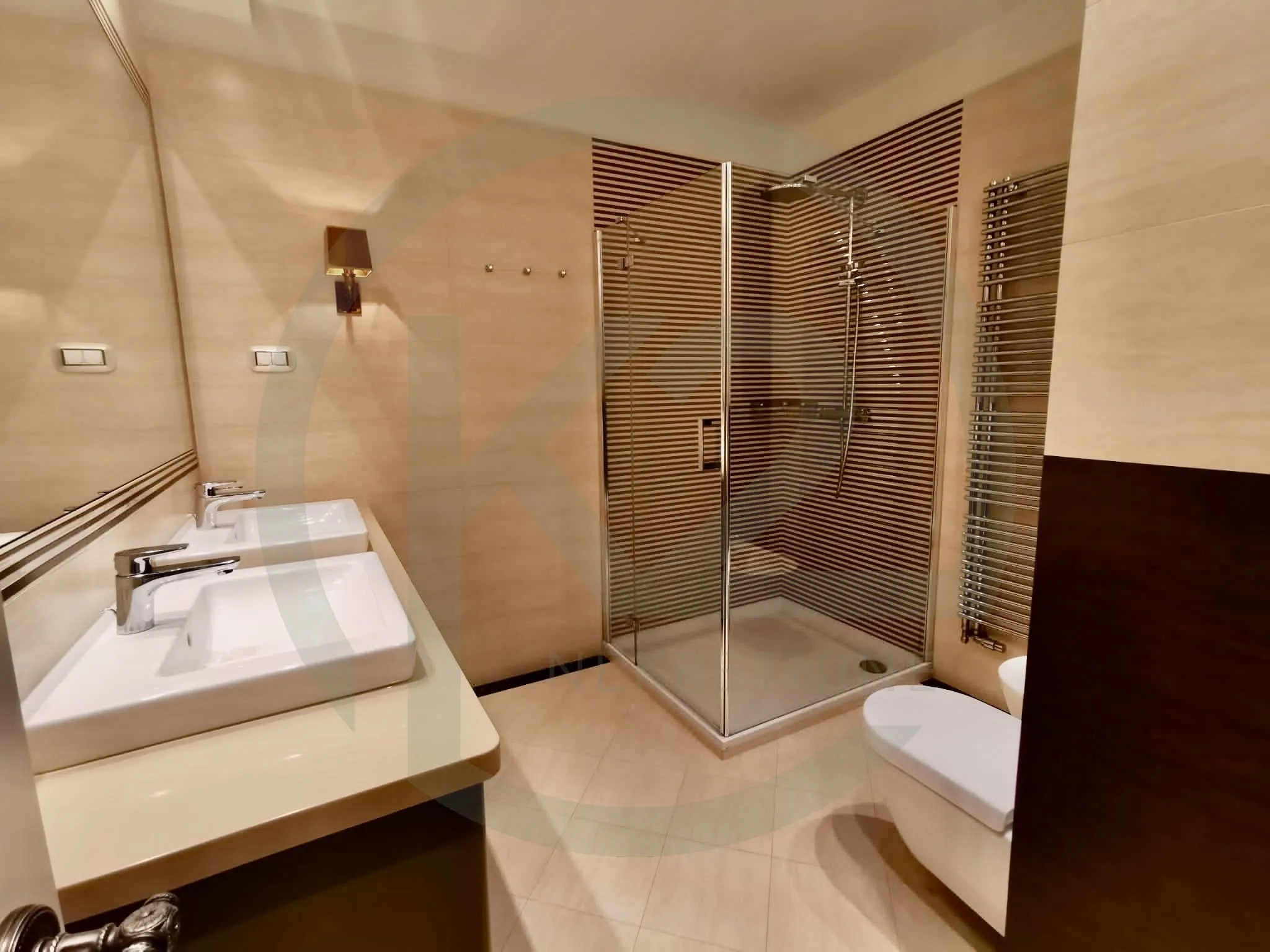 g. prekrižje odličan stan 250 m2 investicija u najmu - slika 13