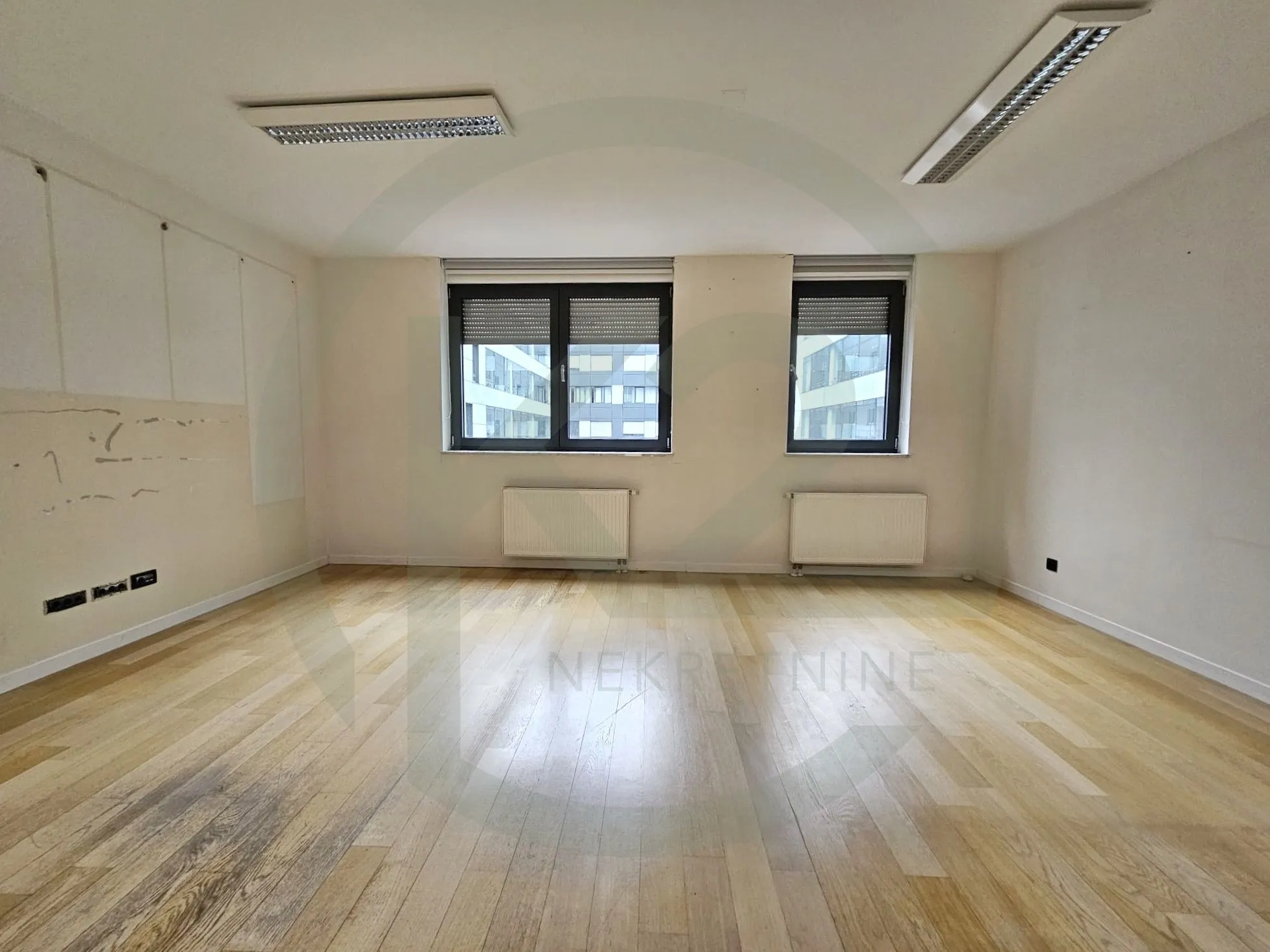 odličan stan nova galerija 98 m2, trosobni - slika 10