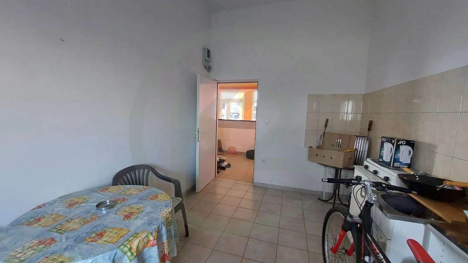 resnik - poslovni prostor 160 m2 prilika - slika 6