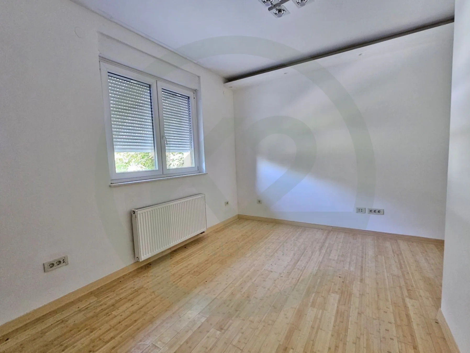 luksuzna kuća 400 m2 šestinski dol - slika 10