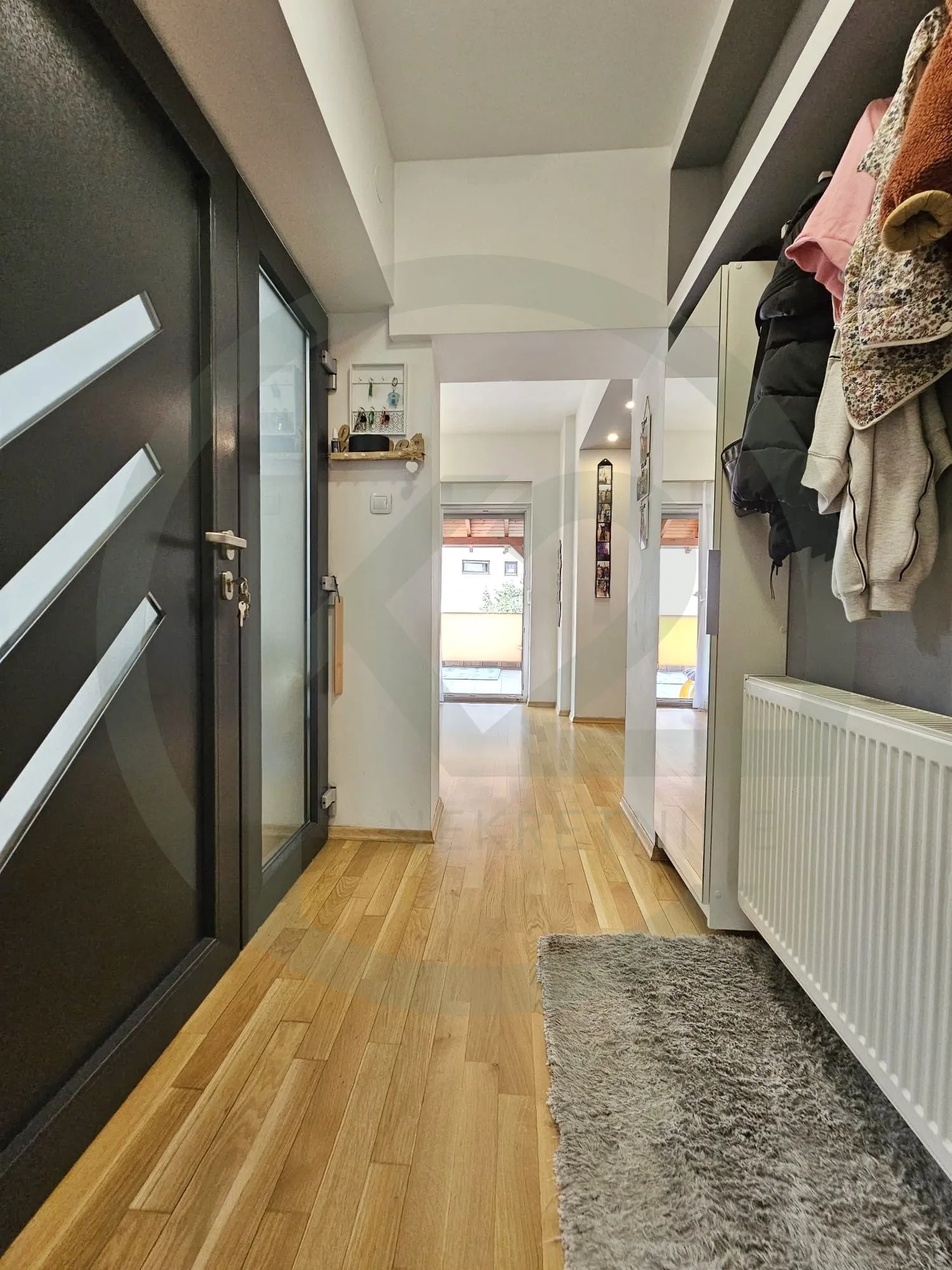 stan: ravnice 2s+db 95 m2 parking, vrt - slika 9