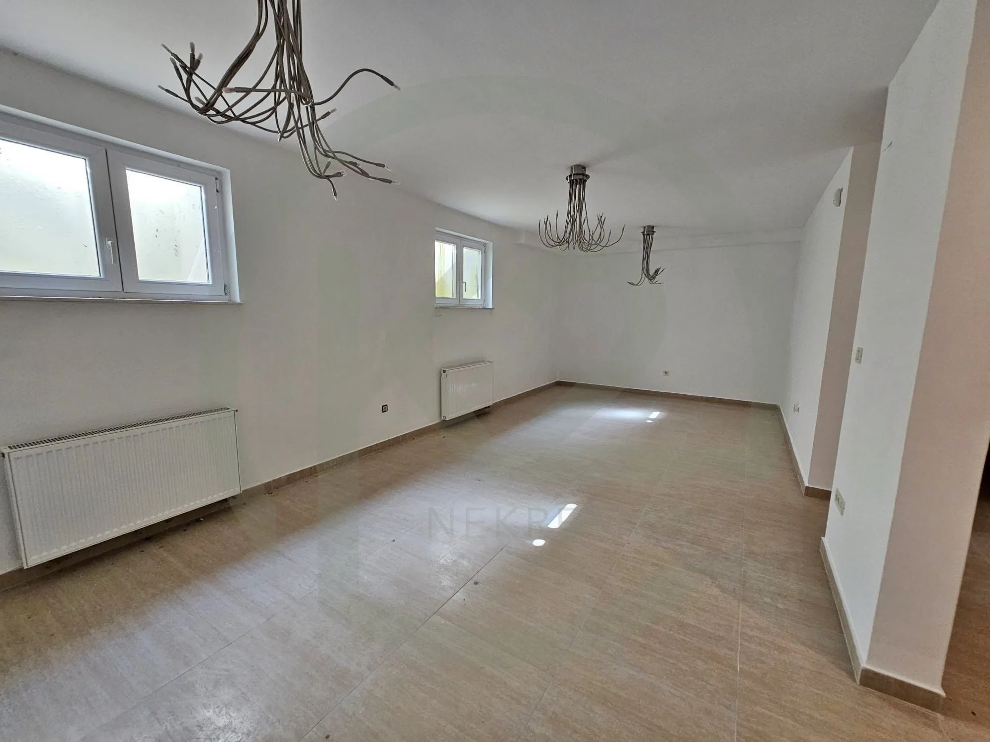 luksuzna kuća 400 m2 šestinski dol - slika 8