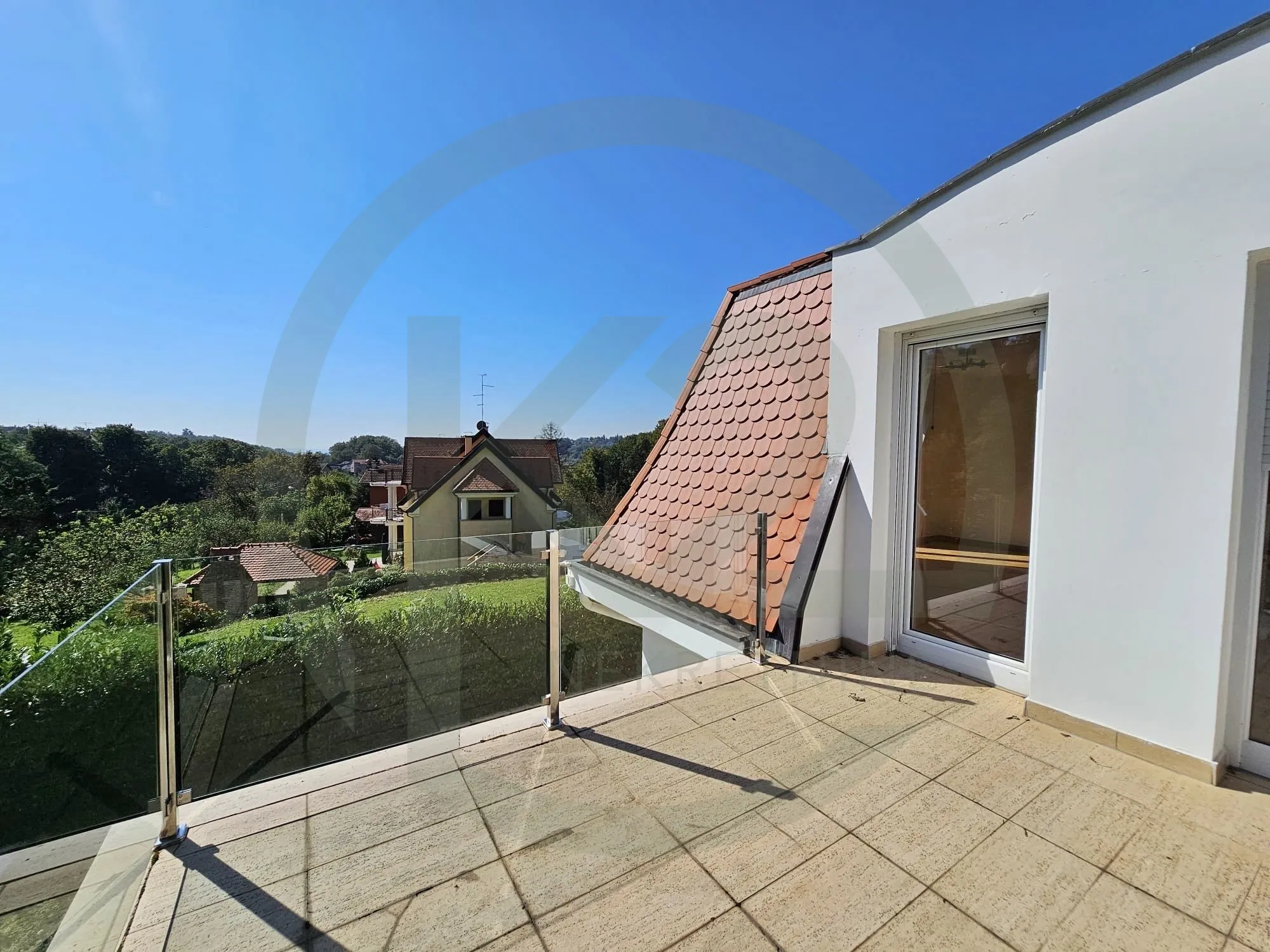 luksuzna kuća 400 m2 šestinski dol - slika 15