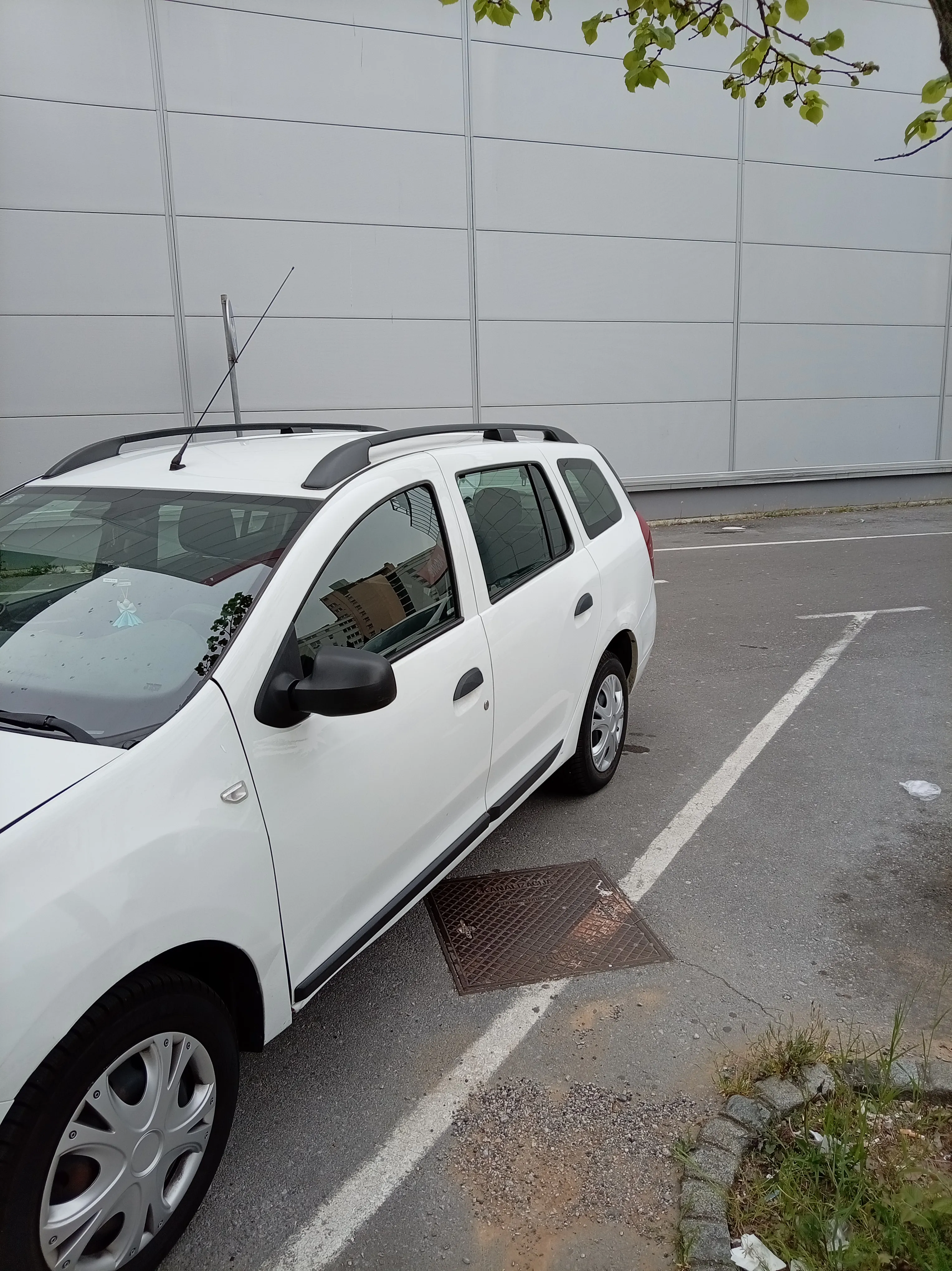 dacia logan 0,9 mcv lpg 2019g - slika 6