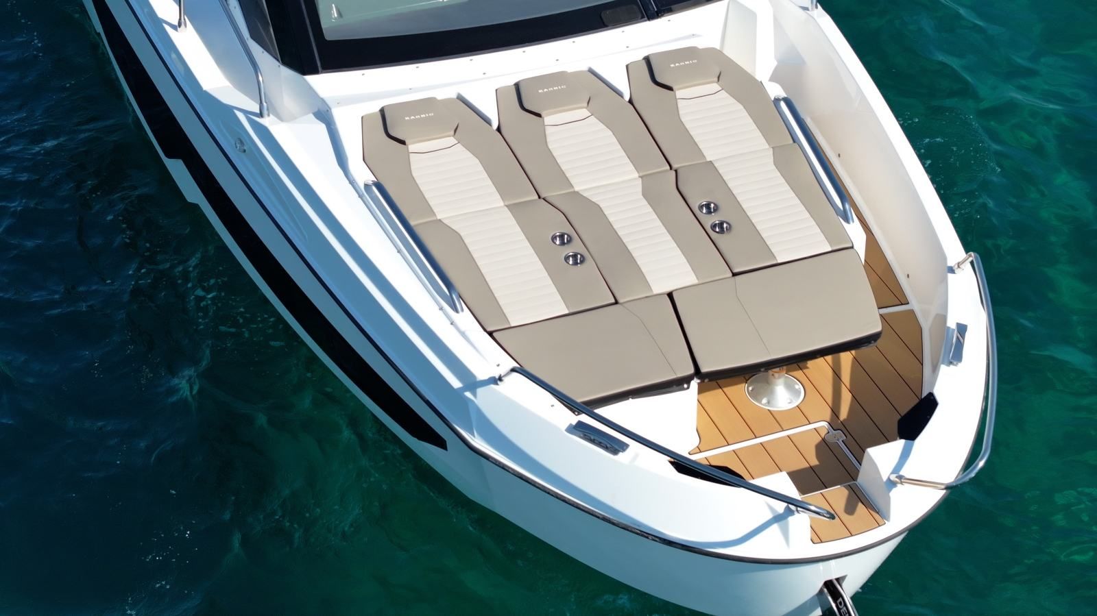 karnic 10.65 m (cs10-s) cabin cruiser, model 2025 - slika 9