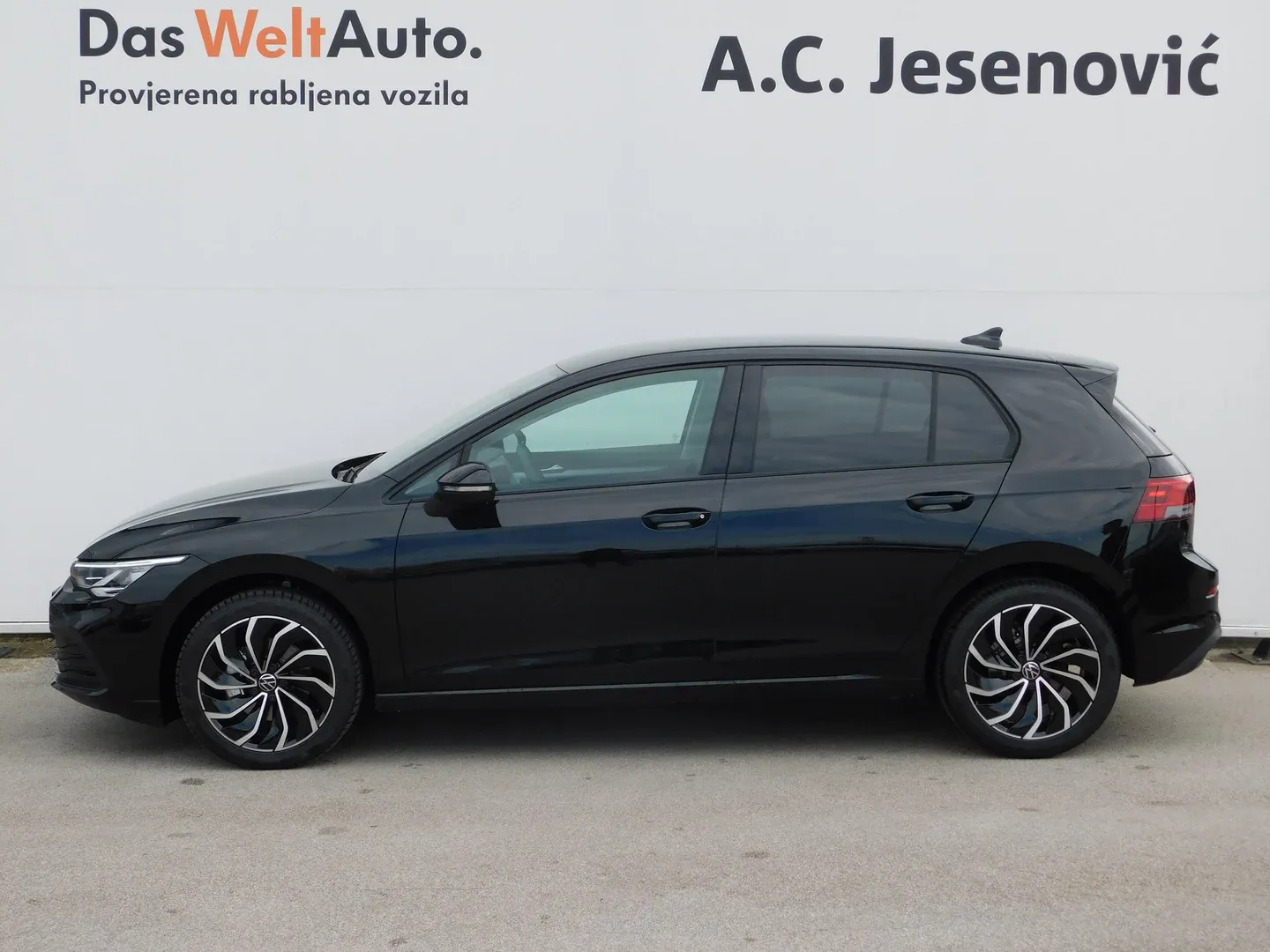 11852 volkswagen golf 2.0 tdi dsg life - slika 6