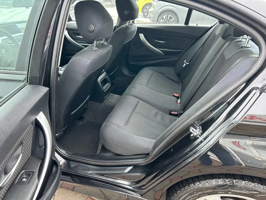 bmw serija 3 316d 2012.,navi, tempomat, sport mod, servis, alu 17 - slika 13