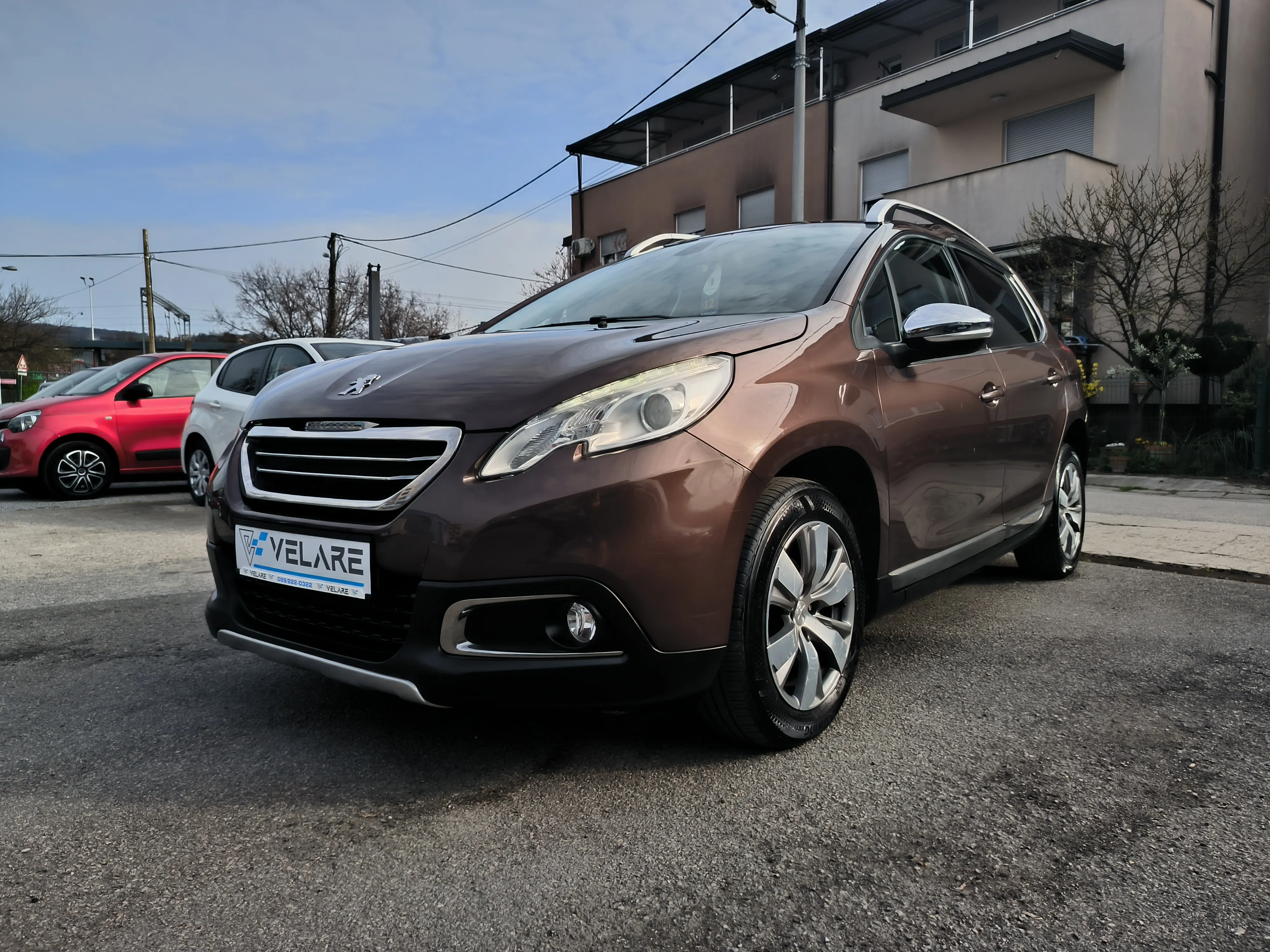 Peugeot 2008 1,6 BlueHDI, ALLURE, SERVISNA, JAMSTVO, REG. 1 GODINU - Zagreb