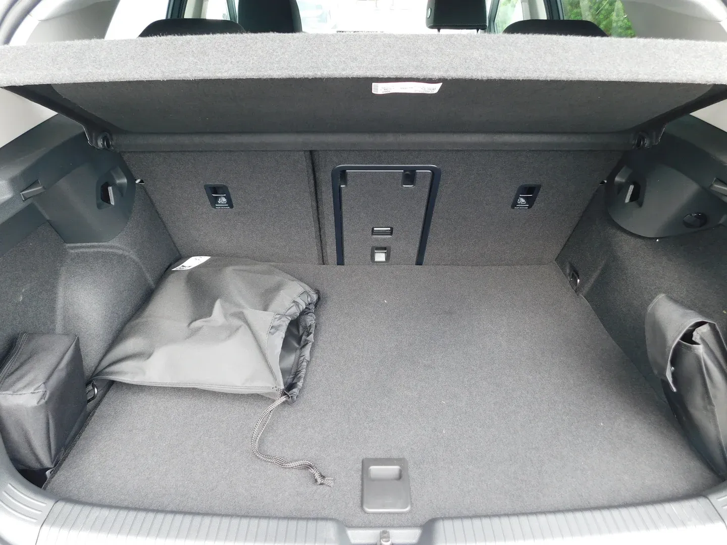 12825 volkswagen golf 1.5 tsi ehybrid dsg life plus - slika 15