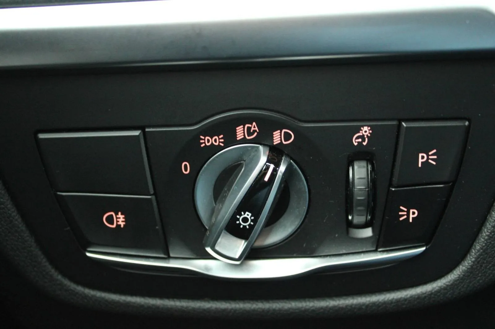 bmw x4 20d xdrive automatik m-paket *led, navigacija, kamera* - slika 19