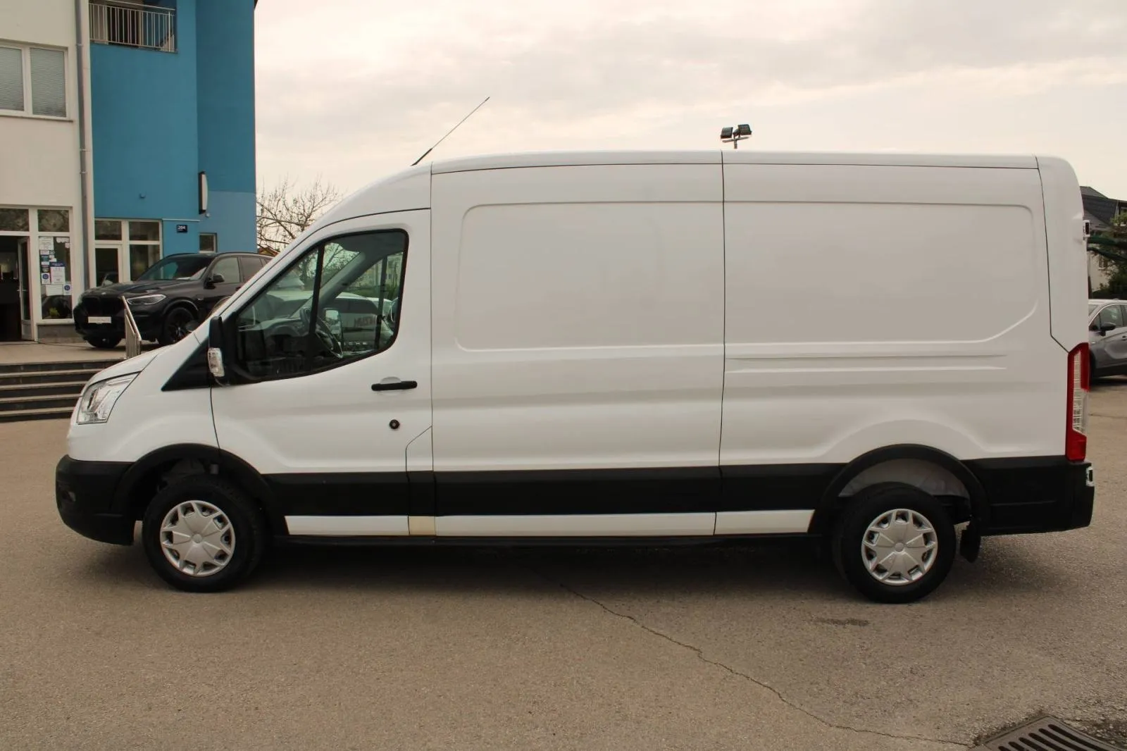 ford transit 2.0 tdci l3h2 *navigacija*, 2021 god. - slika 17