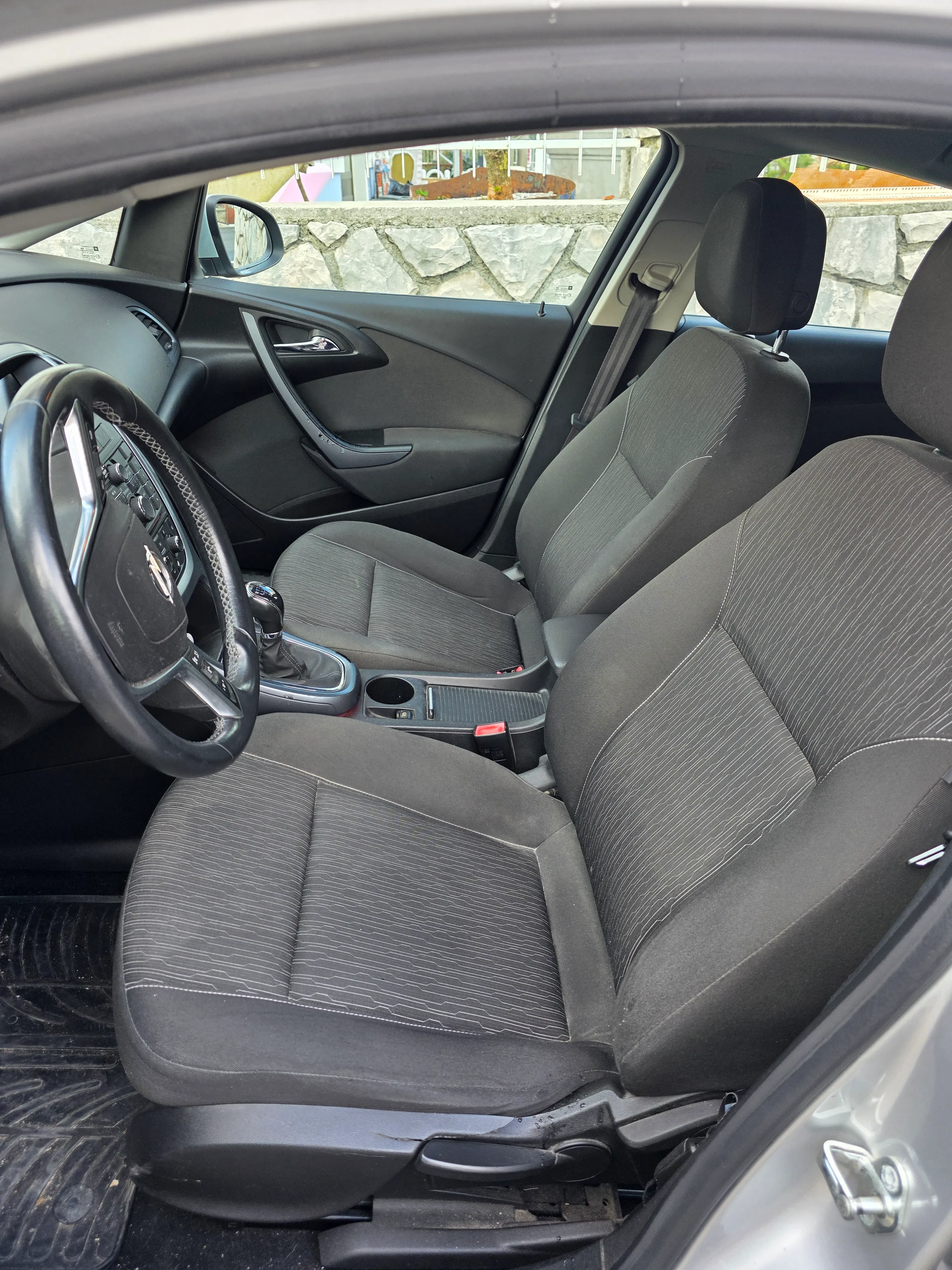 opel astra 1,6 cdti - slika 8
