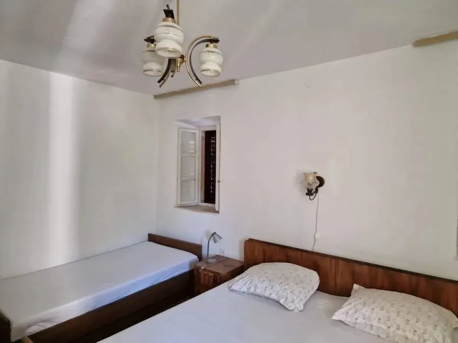 kuća na prodaju - korčula - slika 14