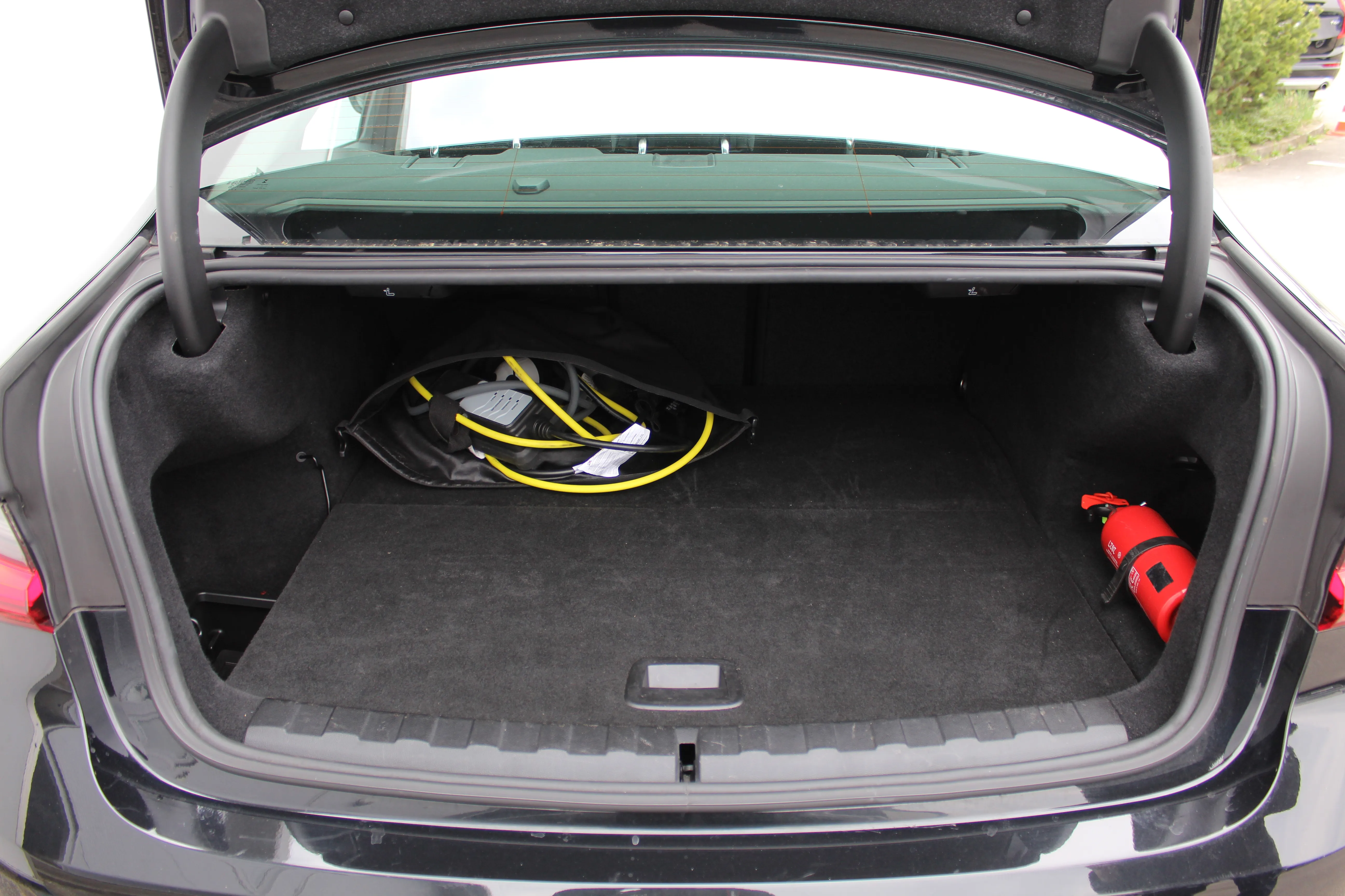 13142 bmw 320e aut. - slika 13