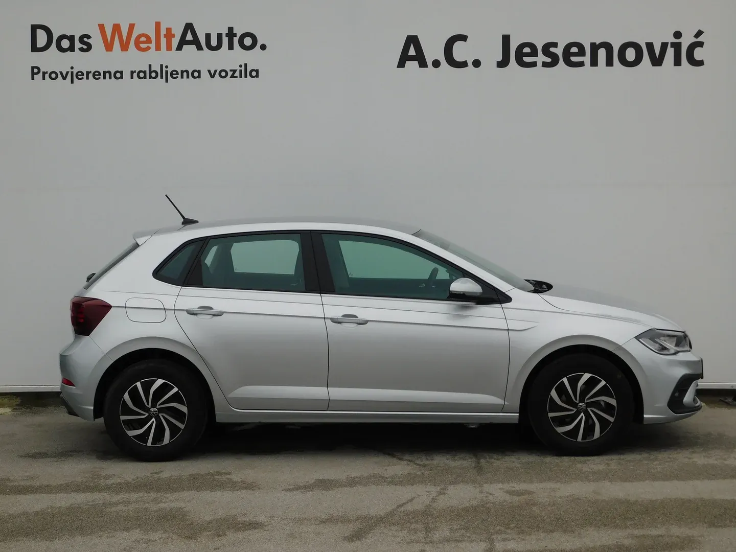 10166 volkswagen polo 1.0 tsi life - slika 4