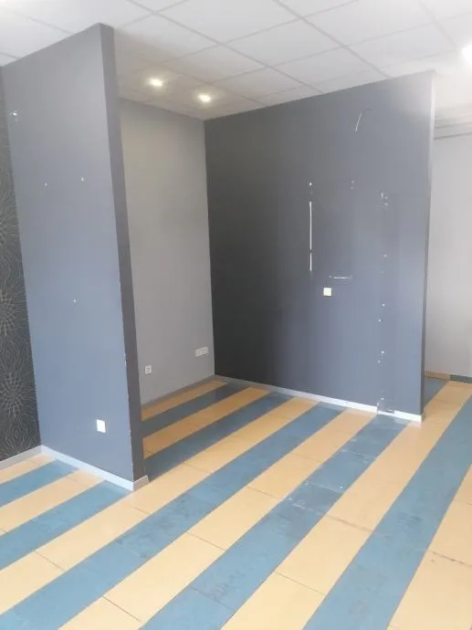 poslovni prostor: osijek, divaltova, ulični lokal, 35 m2 - slika 2