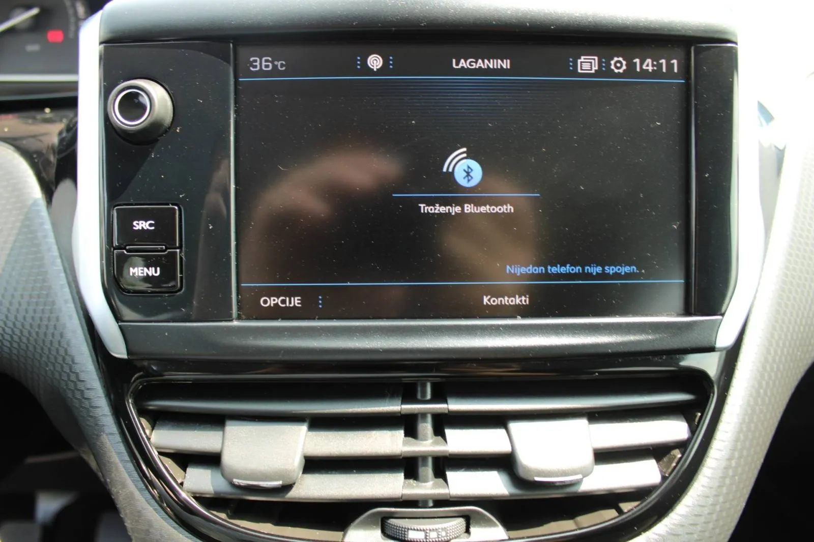 peugeot 208 1.5 hdi allure *navigacija* - slika 10