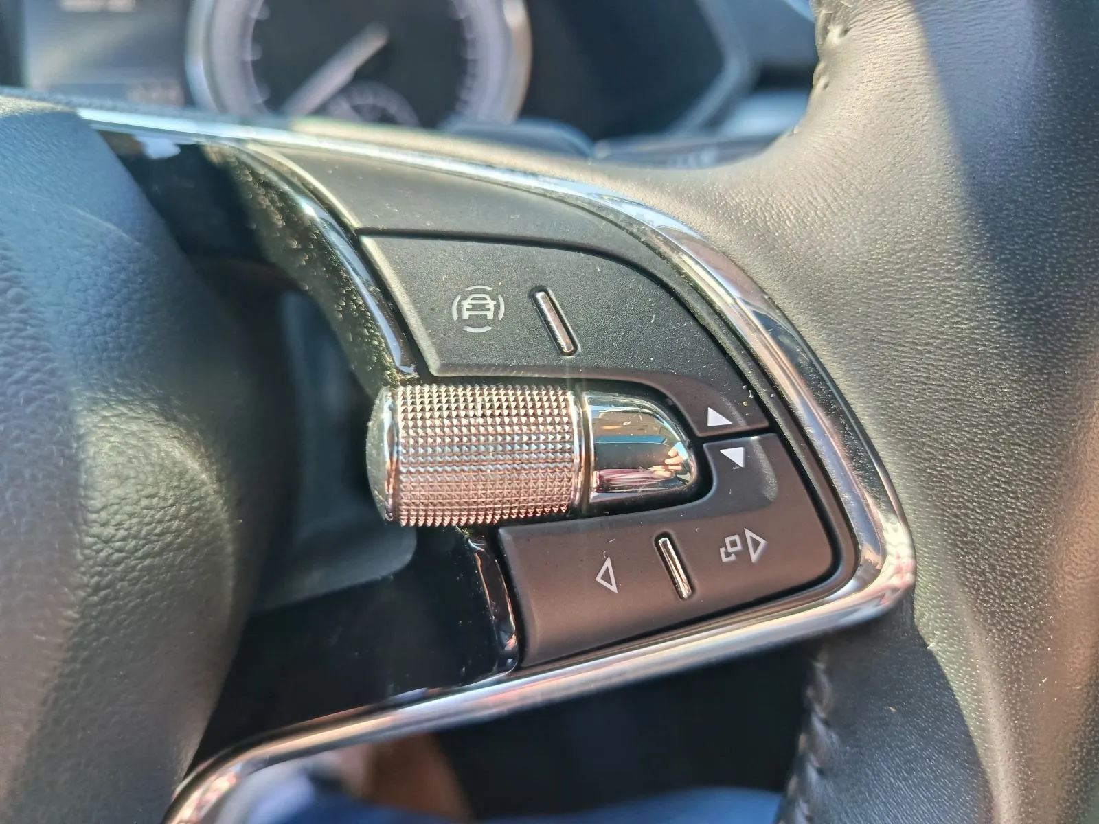 škoda superb 2,0 tdi ,do 2 godine jamstva,u sustavu pdv-a. - slika 14