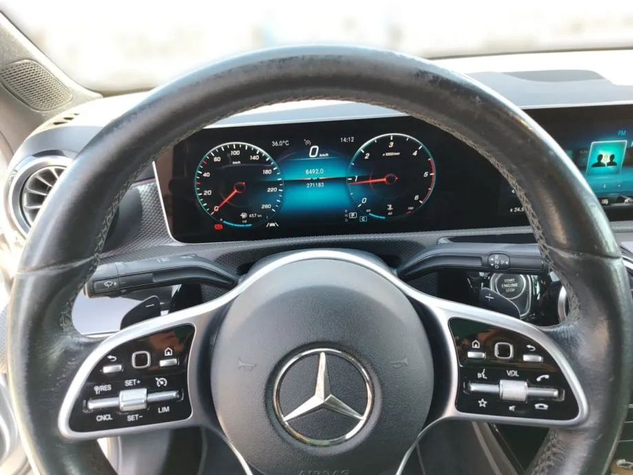 mercedes-benz a-klasa 180 d - slika 8