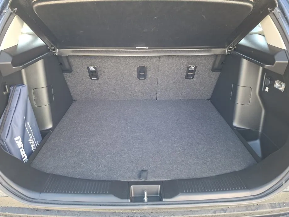 suzuki s-cross 1,4 2wd gl hybrid - slika 16