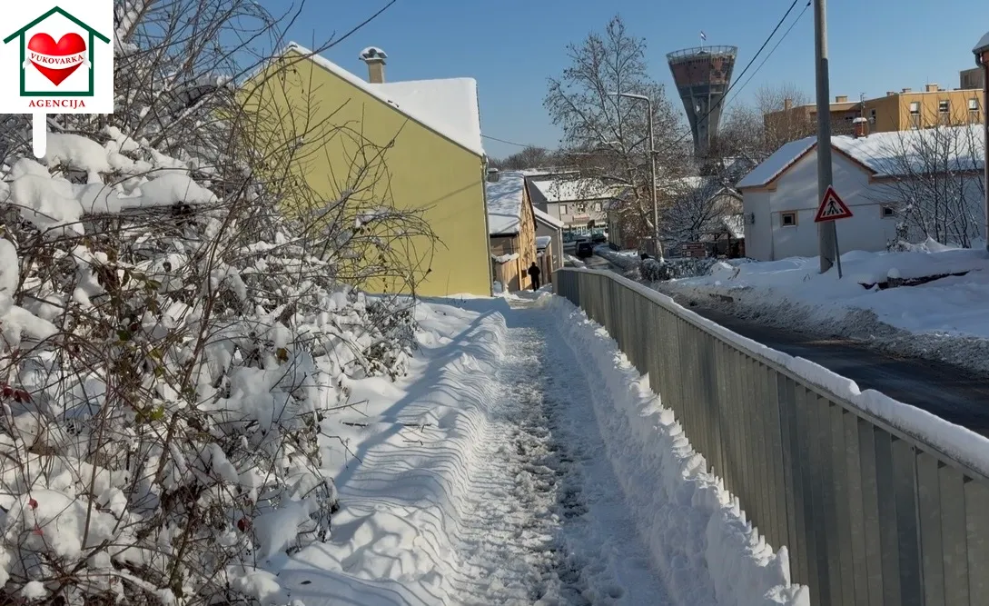vukovar centar a. augustinčića 14, građevinsko zem. 198 m2 - slika 7