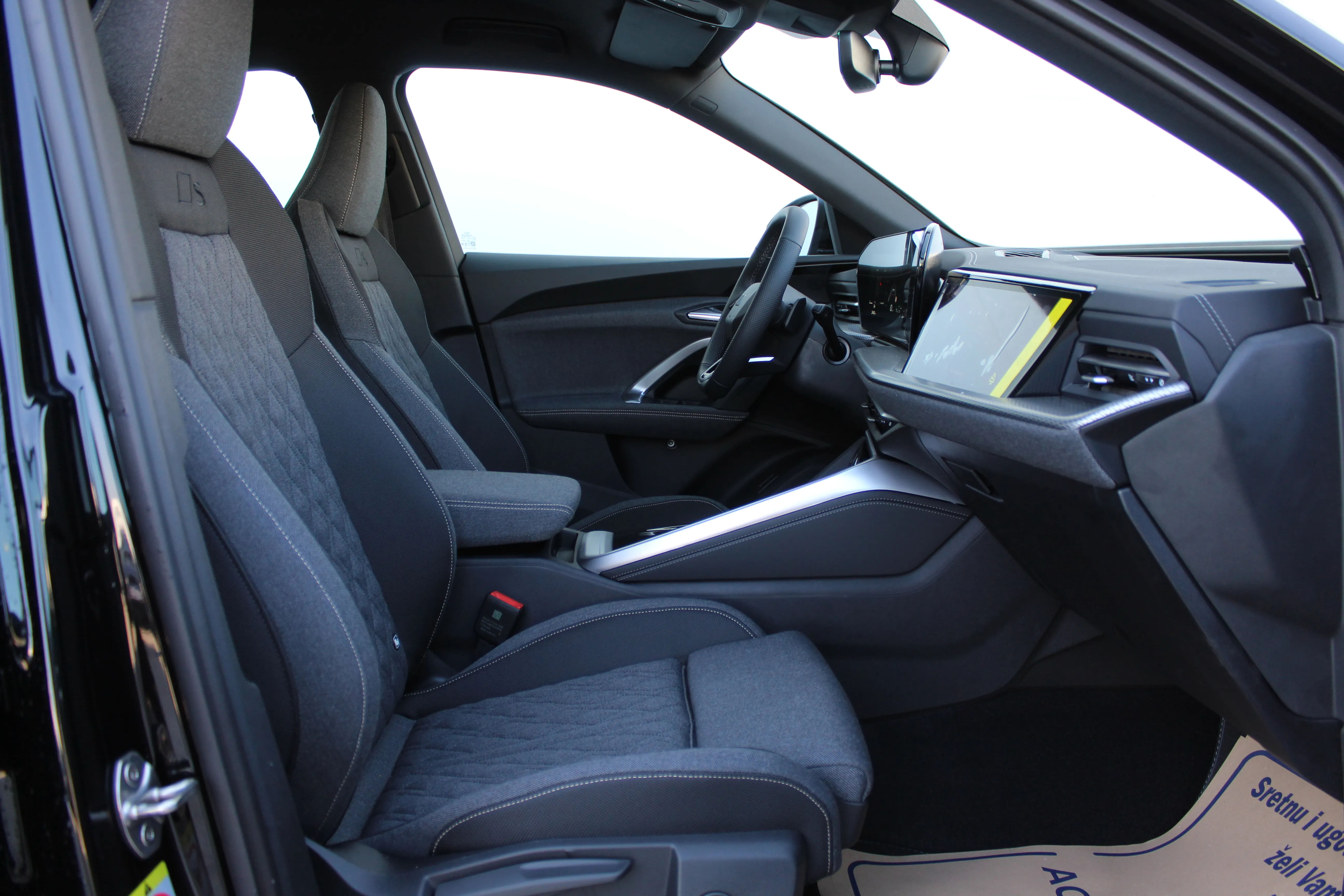 audi q5 40tdi quattro s tr s line - slika 12