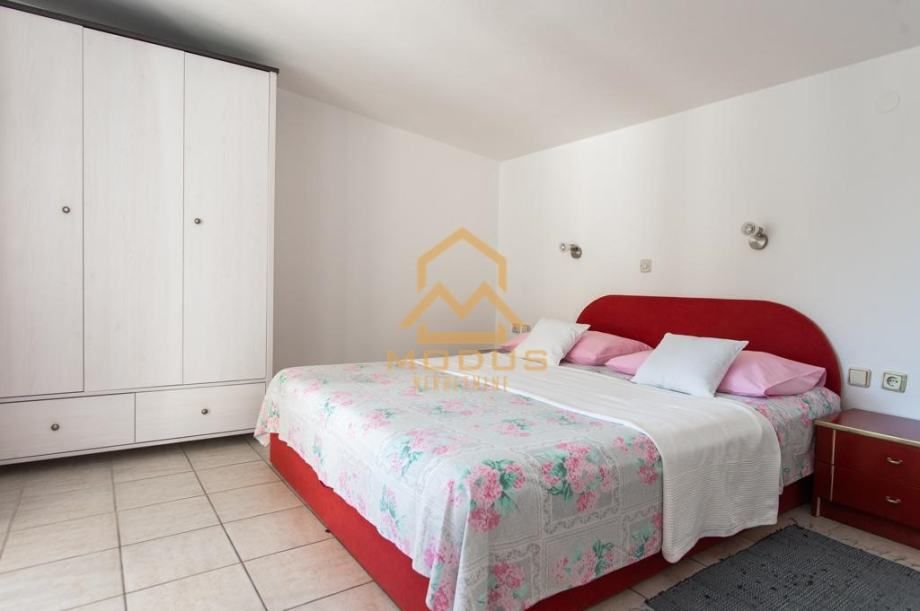 rogoznica, apartmanska kuća u blizina plaže** (prodaja) - slika 6