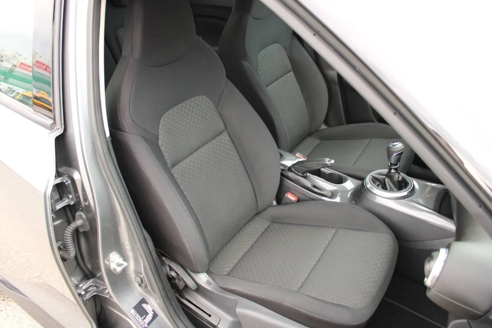 nissan juke 1.0 dig-t *led, navigacija, kamera* - slika 11