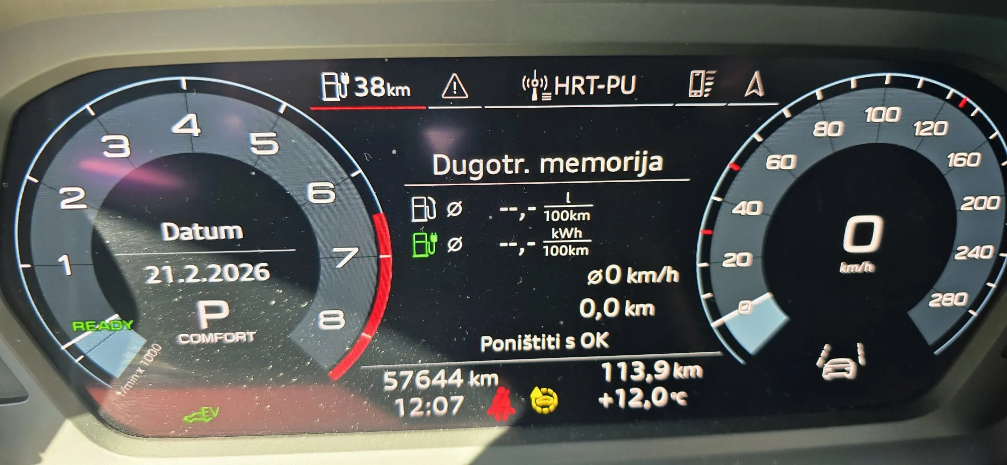 audi a3 40 tfsie automatik phev (bezin+struja) - slika 12