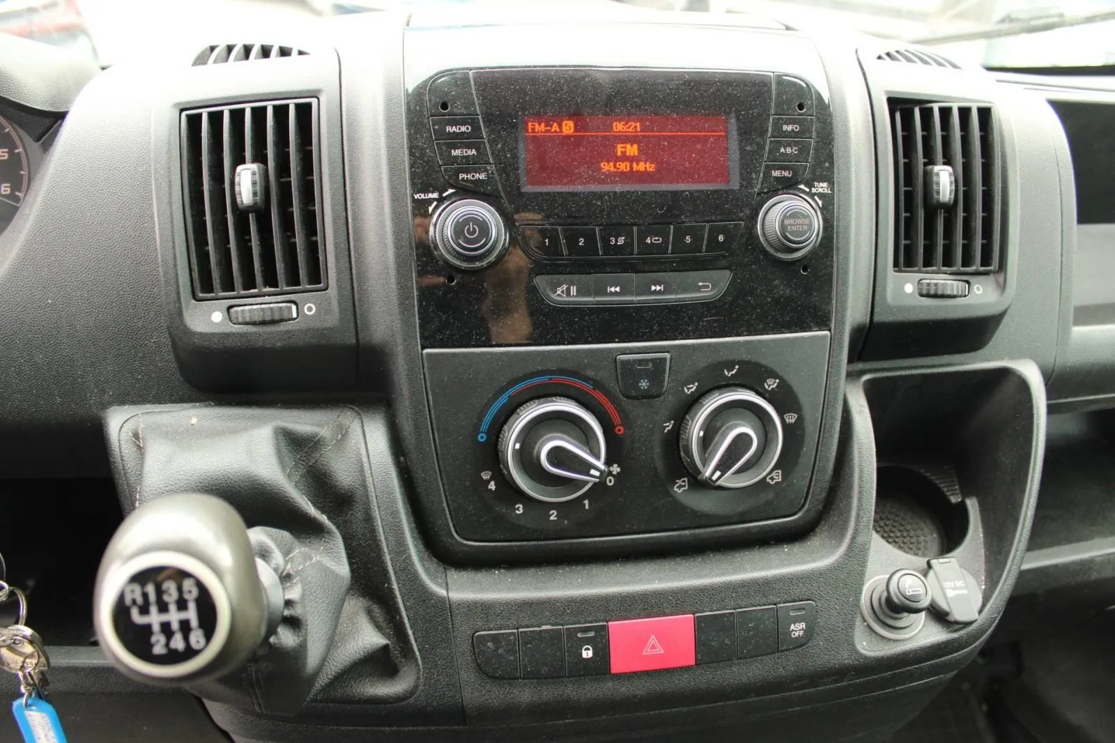 peugeot boxer 2.0 hdi hladnjača, 2017 god. - slika 5