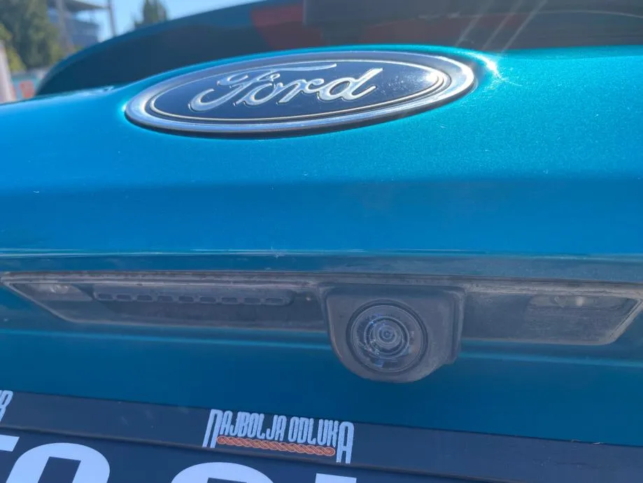 ford fiesta 1,1 - slika 25