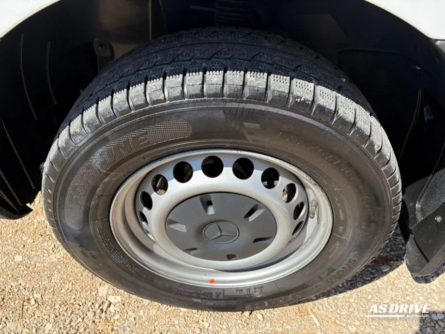 mercedes sprinter 315 cdi lang kofer, 2023 god. - slika 9