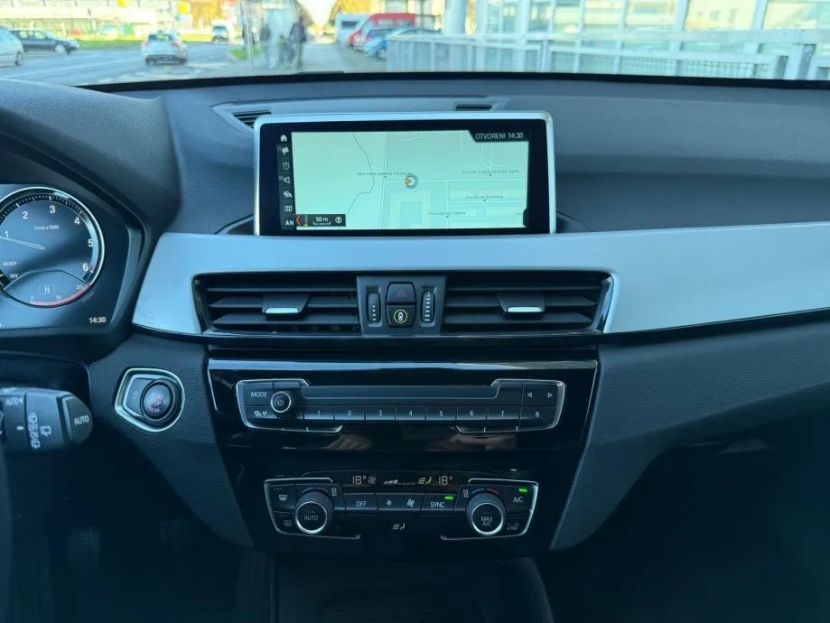 bmw x1 sdrive18d velika navigacija°kamera°led°koža°leasing bez učešća° - slika 14