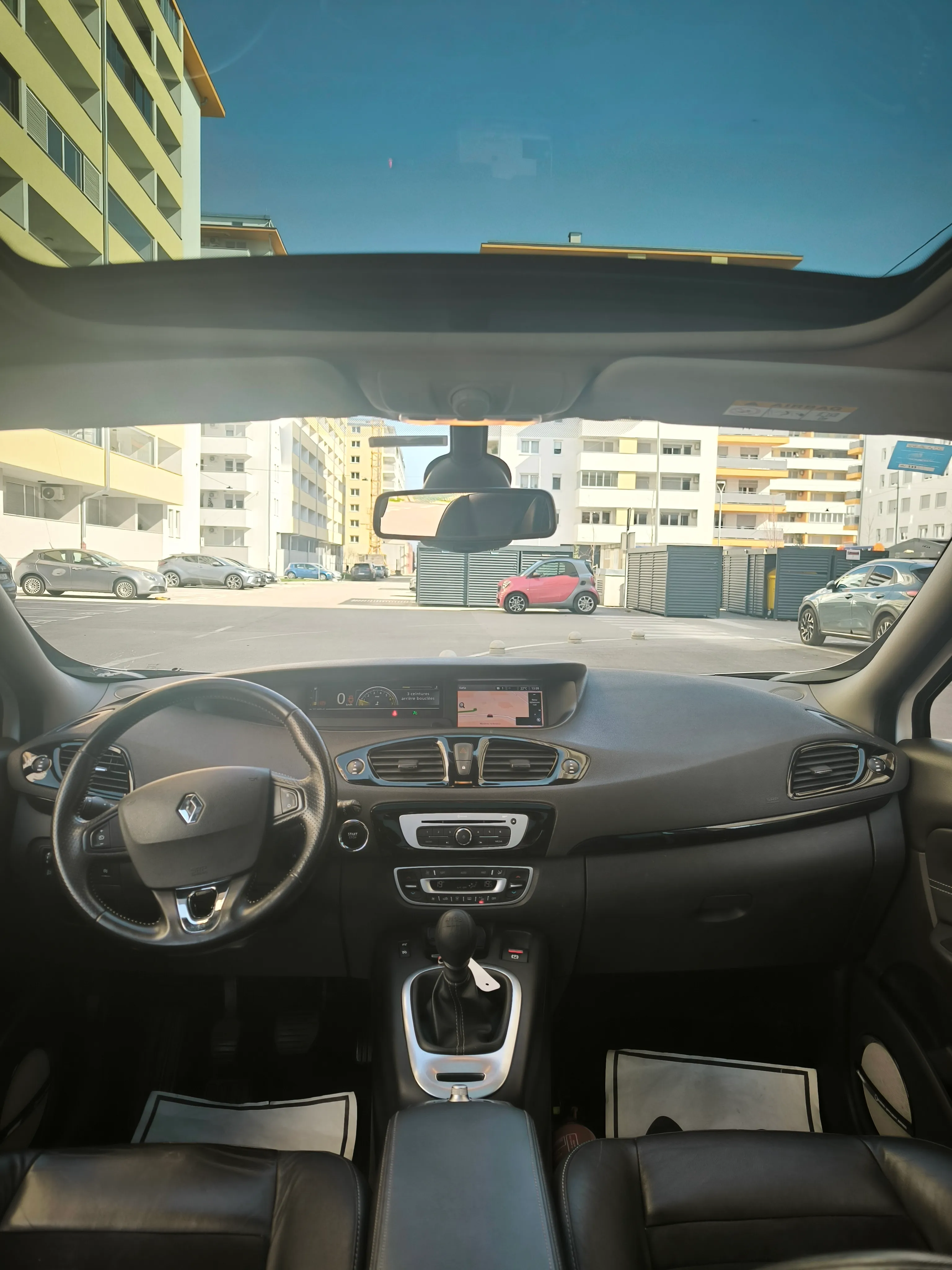 renault scenic tce 130, bose, panorama, kamera, top - slika 22