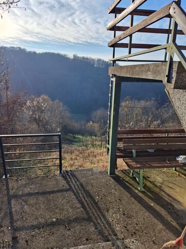 klijet sa zemljištem 710 m2 - slika 9