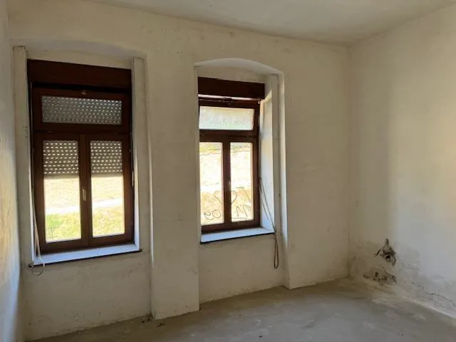 667. vukovar centar samostanska 16 secesija izuzetna lokacija i stambe - slika 5