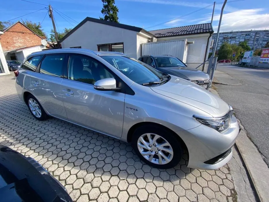 toyota auris touring 1,8 hybrid, navi, tempomat, 4x garancija!!! - slika 7